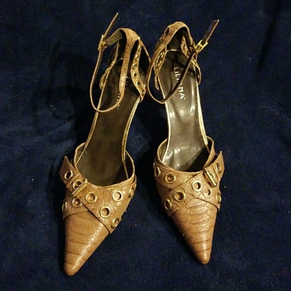Leather high heels, unused